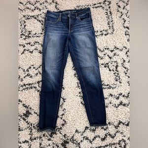 American Eagle Skinny Mid Rise Jeans - Size 6